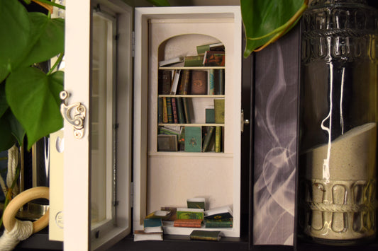 The Nook - White
